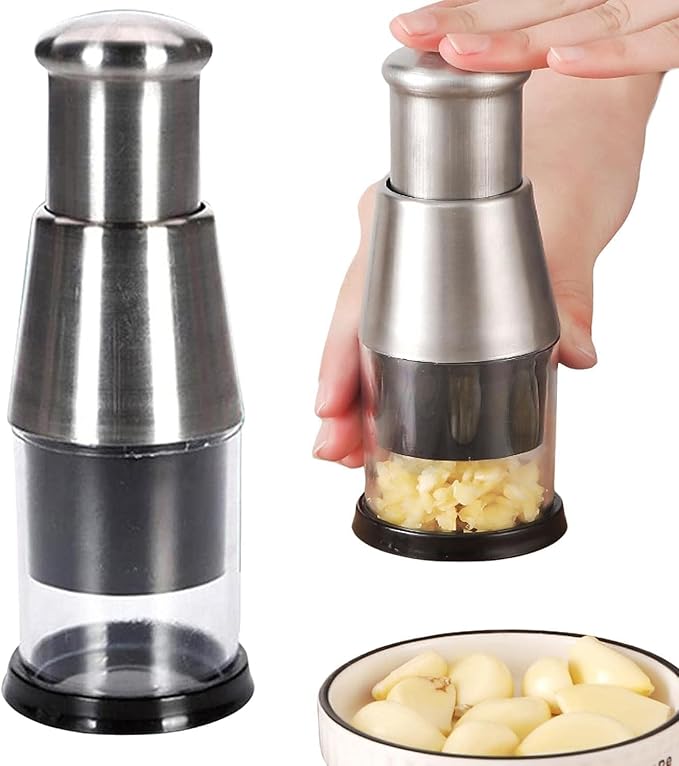 Tocator manual pentru fructe si legume, Zola, 5 lame, rotire automata, otel inoxidabil, 16 x 6 cm, negru/argintiu Tocator manual pentru fructe si legume, Zola, 5 lame, rotire automata, otel inoxidabil, 16 x 6 cm, negru/argintiu